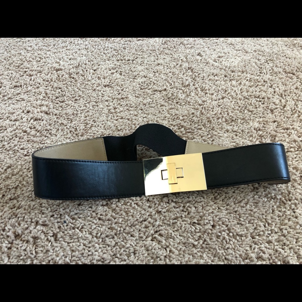 Belt for styling a dress